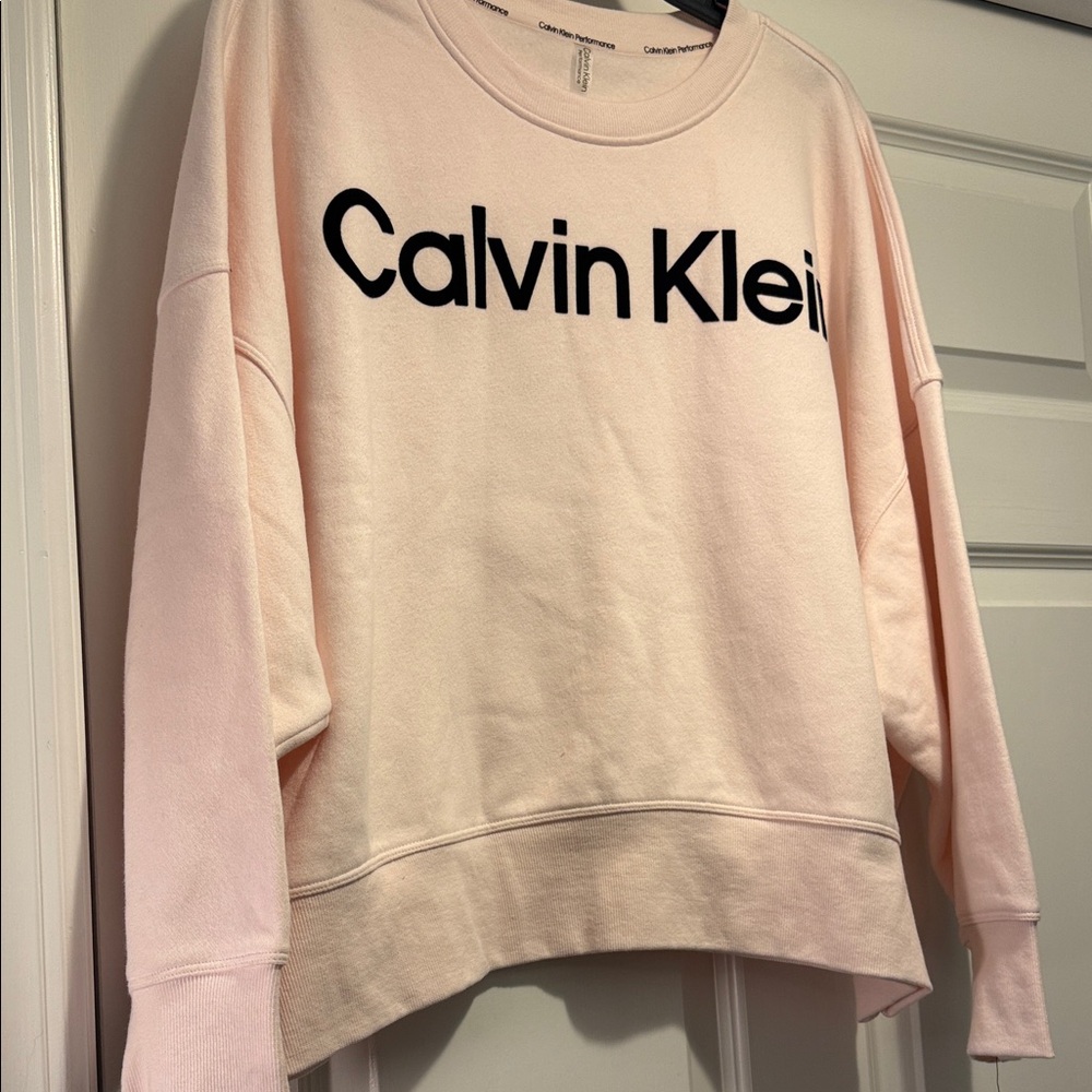 Calvin Klein Light Pink Logo Sweatshirt Size XL NWT